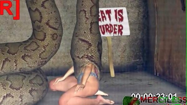 Hotel Anaconda scene with snake predator in confined space and suspenseful atmosphere